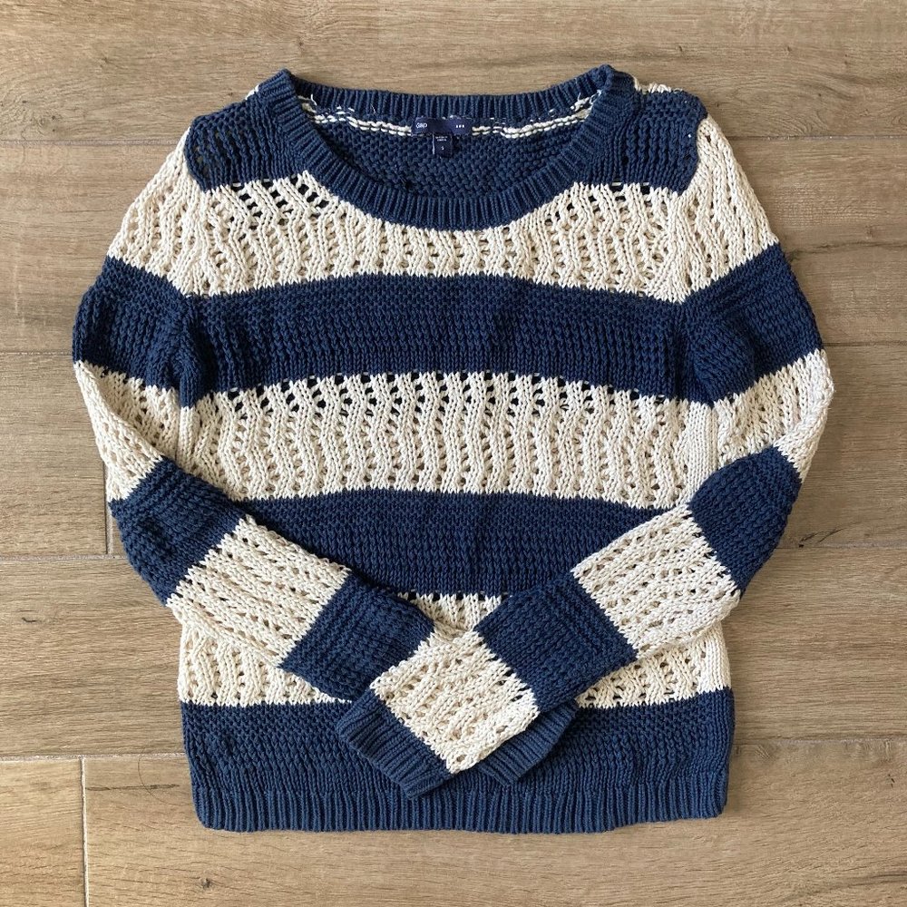 GAP Open Knit Sweater in Navy & Beige